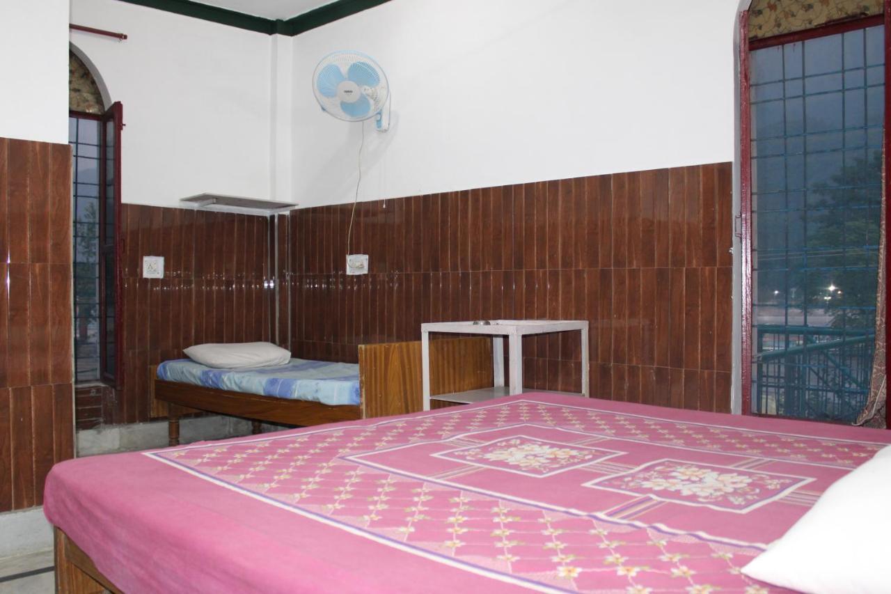 Laxmi Lodge Rishikesh Exterior photo