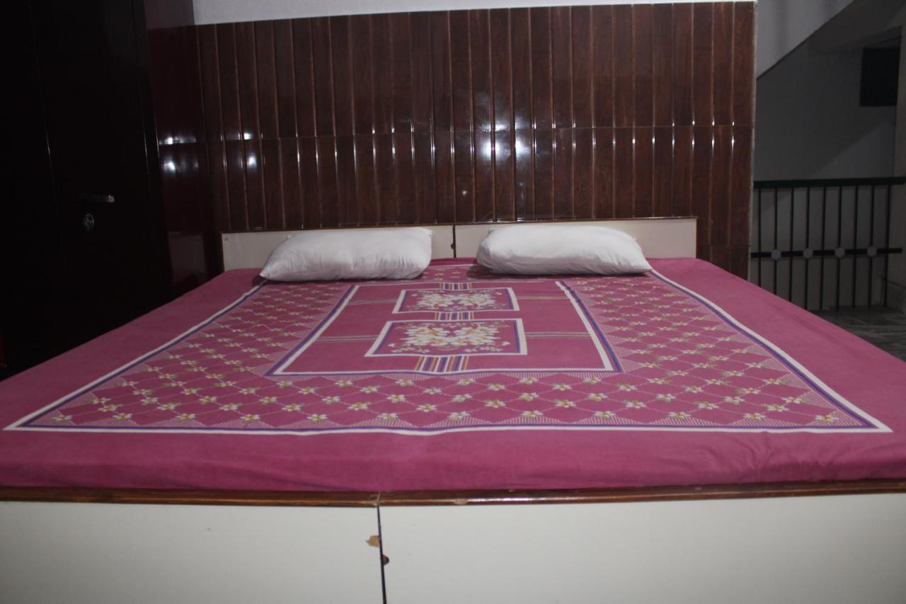 Laxmi Lodge Rishikesh Exterior photo
