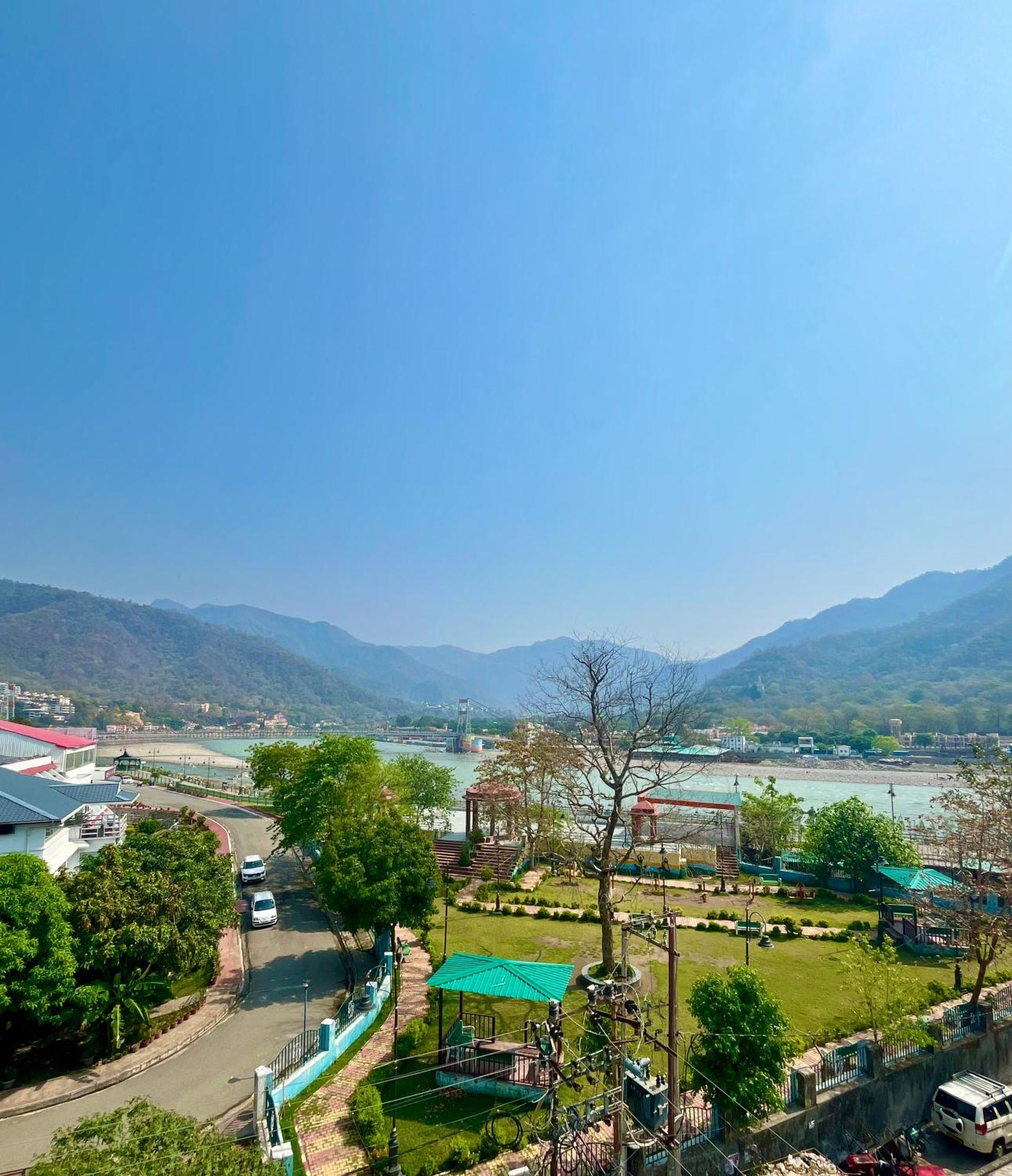 Laxmi Lodge Rishikesh Exterior photo