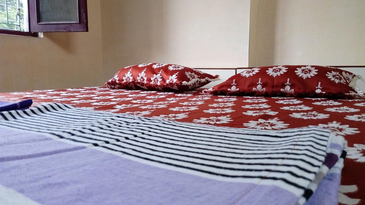 Laxmi Lodge Rishikesh Exterior photo